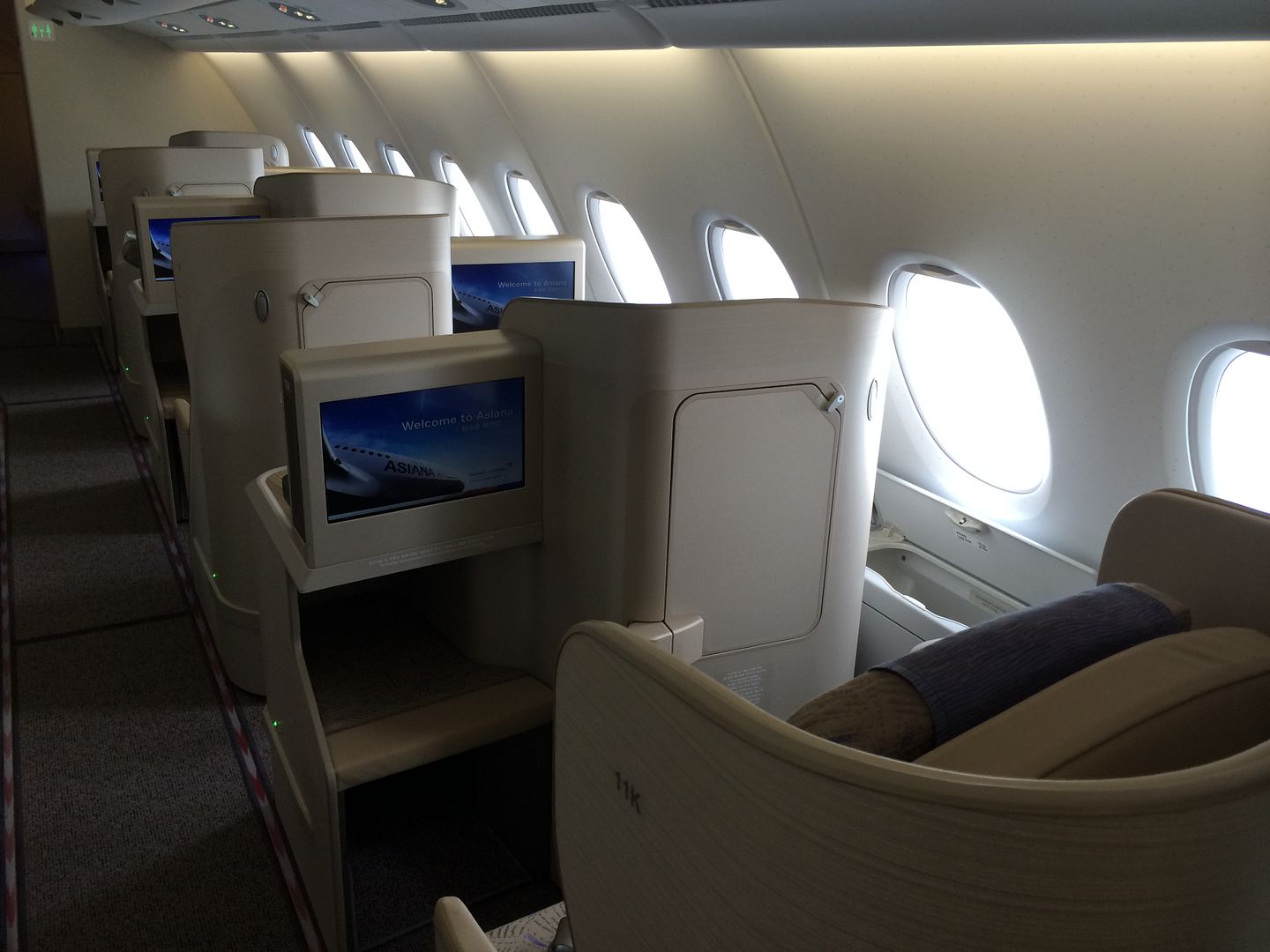 Asiana A380 Business Class NRT-ICN July 2014 - SQTalk